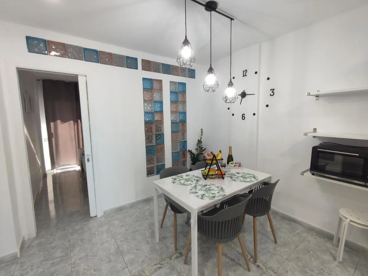 Vivienda Agaete Parque Apartment Playa del Ingles  0*, Playa del Ingles (Gran Canaria)